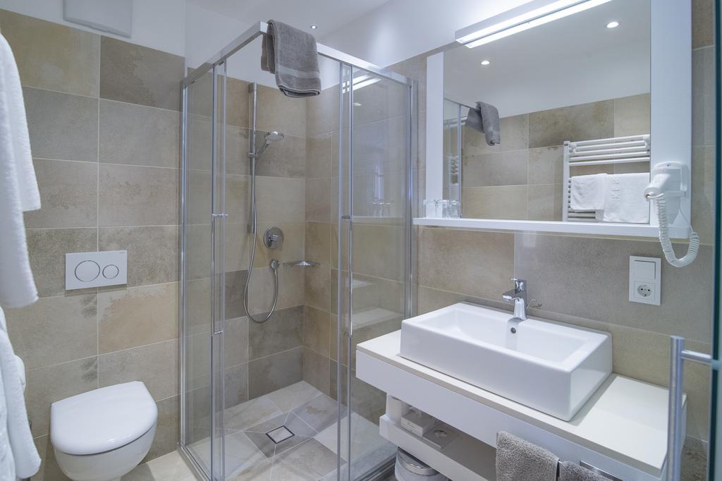 Garni Hotel Kessler Tirol Buitenkant foto